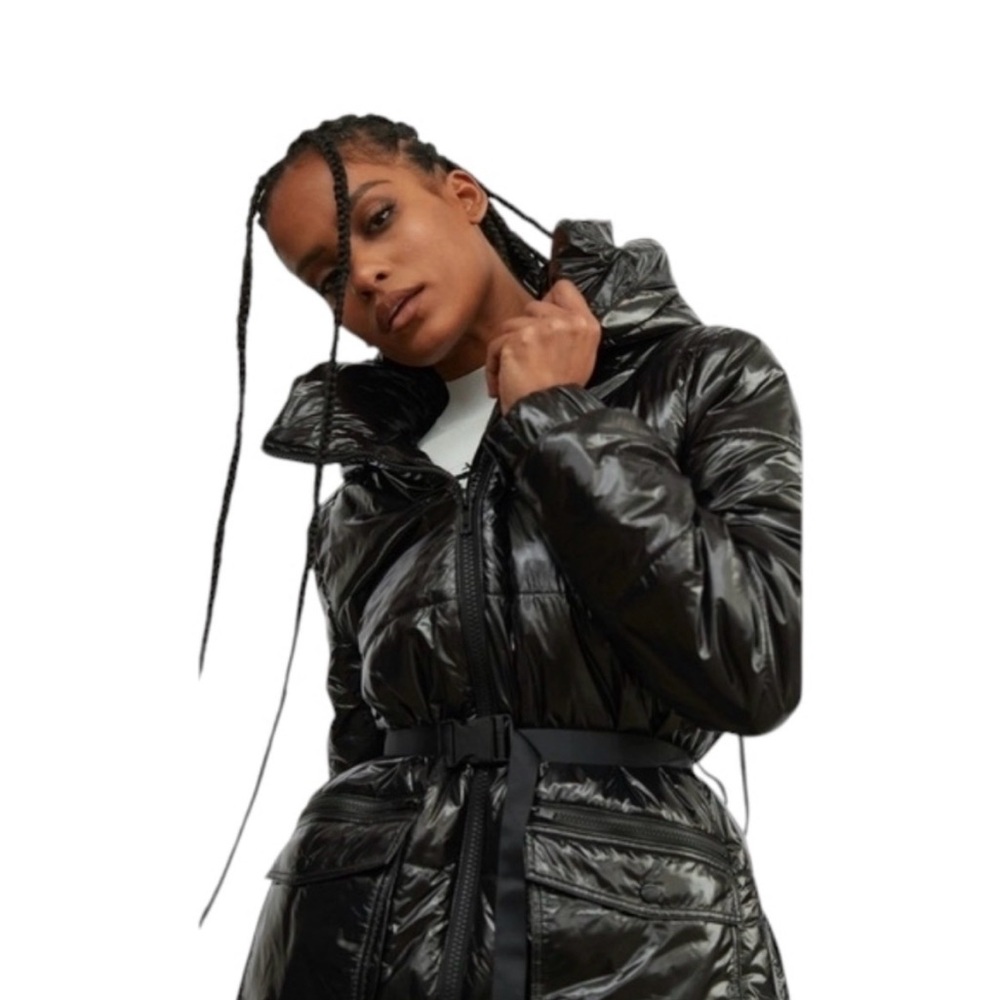 Atoir "The Podium" Sports Club glossy black puffer jacket Zipper Hooded Size 4